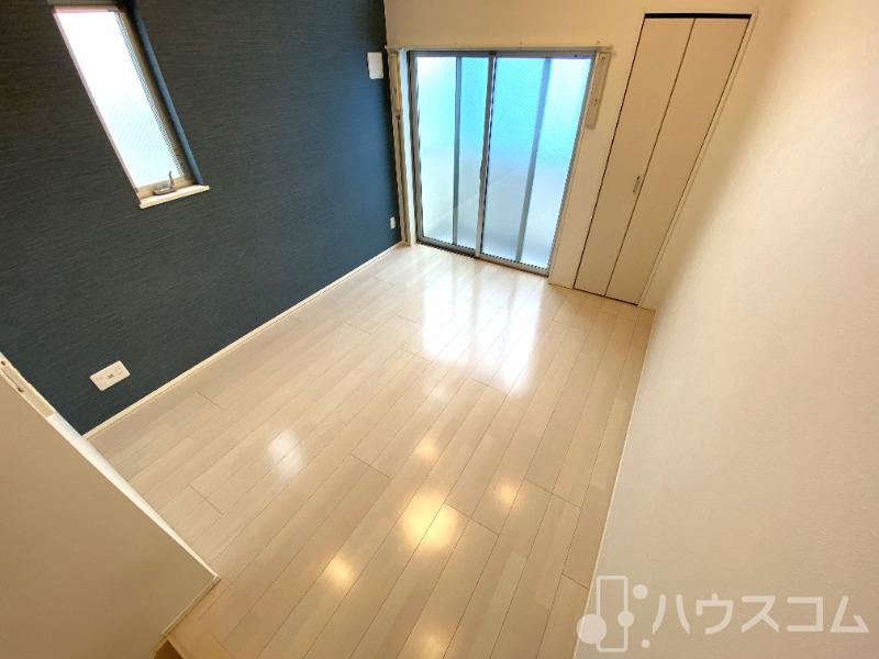 居室・リビング　天井が高く感じます！