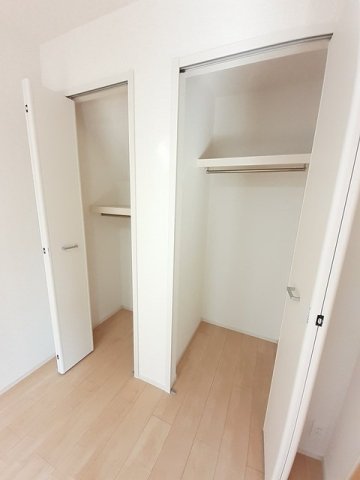 ＪＲ青梅線 河辺駅 バス乗車時間：15分 最寄りバス停で下車 徒歩5分 2階建 築9年の内装写真
