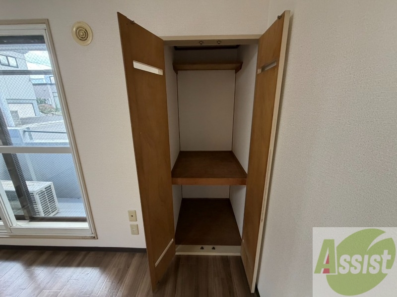 収納　収納もバッチリあるのでお部屋が片付きますよ！