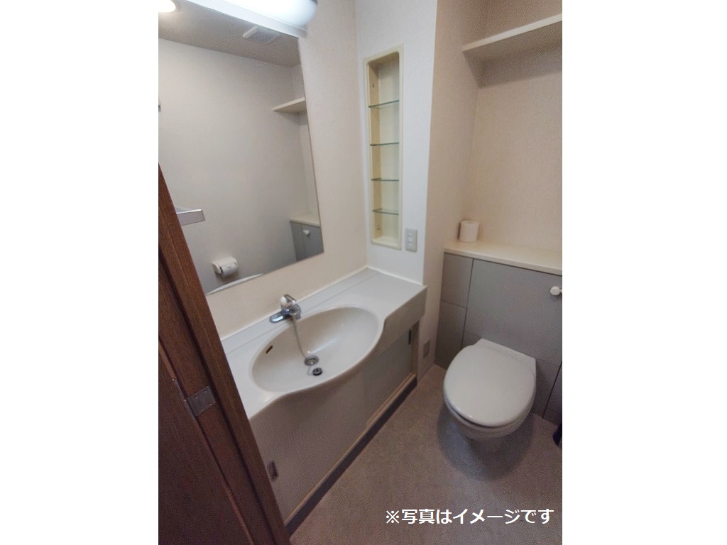 洗面設備　過ごしやすい室内です