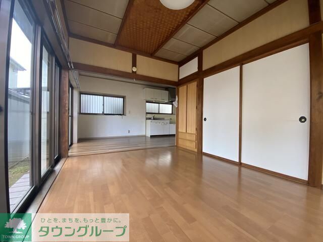野口住宅の居間写真