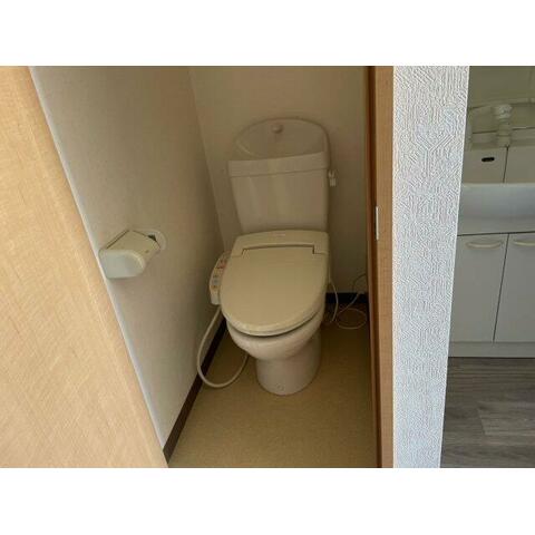 ブリスドメ一ルのトイレ写真