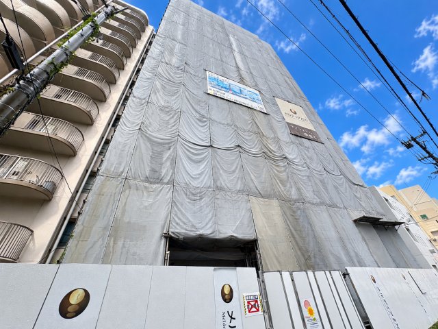 建物外観　建設中