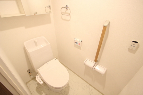 トイレ　※別部屋の写真です