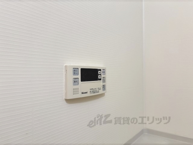 その他設備　給湯器リモコン