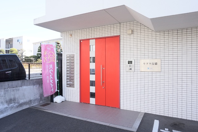 エントランス　♪安心のオートロック付き♪