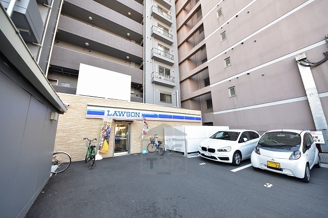 コンビニ　ローソン　片町一丁目店（コンビニ）まで197m