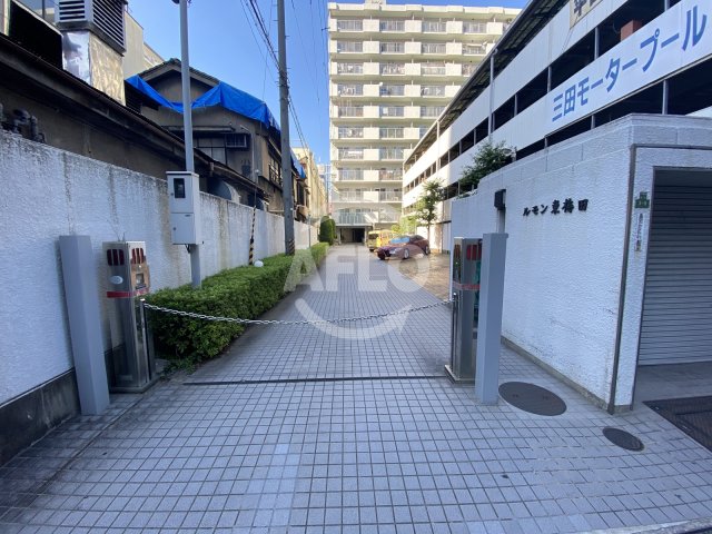 エントランス　ルモン東梅田　エントランス