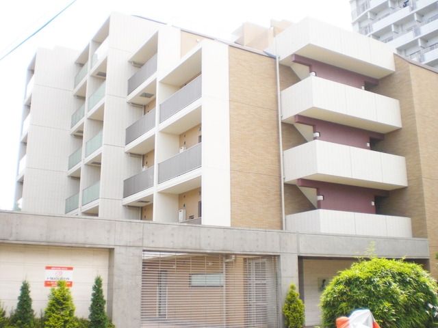 建物外観　★防犯カメラ・オートロック付きマンション★