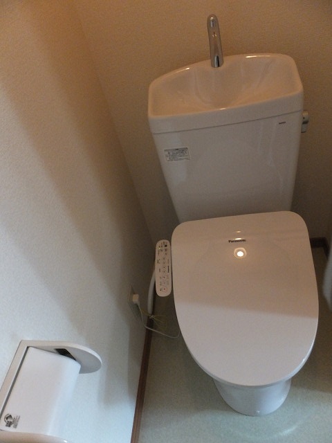 アーバニズム61Aのトイレ写真