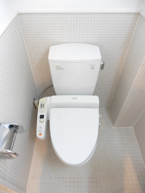 ラティエラ乃木坂のトイレ写真