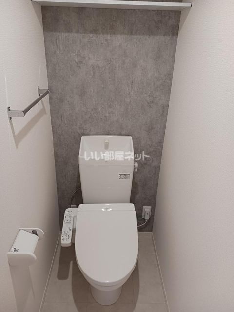 東武伊勢崎線 太田駅 徒歩16分 3階建 築1年のトイレ写真