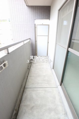 地下鉄御堂筋線 江坂駅 徒歩3分 11階建 築27年の内装写真