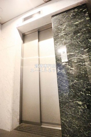 地下鉄御堂筋線 江坂駅 徒歩3分 11階建 築27年の外観写真