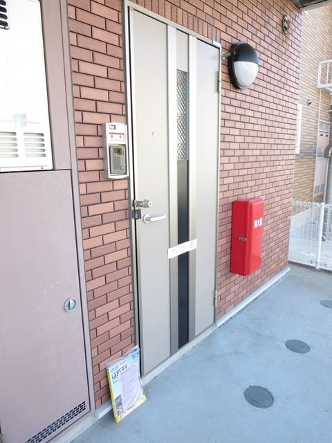 エントランス　★お問い合わせはタウンハウジングまで★
