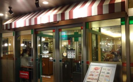 飲食店　サイゼリヤ白金高輪店（飲食店）まで776m