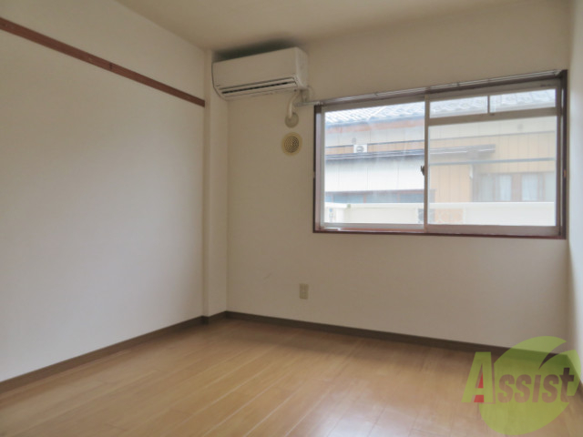 その他部屋・スペース　陽当たりの良い寝室です。ゆったりと出来そう