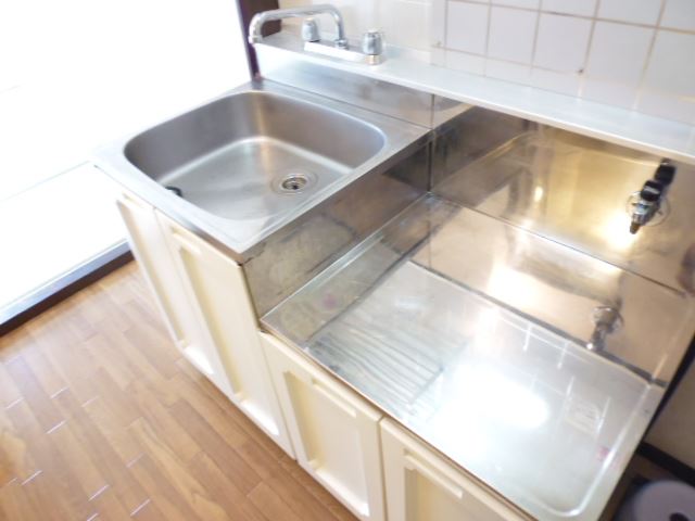 キッチン　２口コンロ設置可能のお部屋です