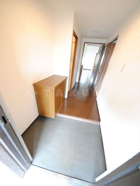 イーストヴィレッジ宮の前の玄関写真