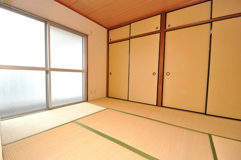 その他部屋・スペース　畳はリラックス効果が高く体によいそう。ごろ寝もできます。