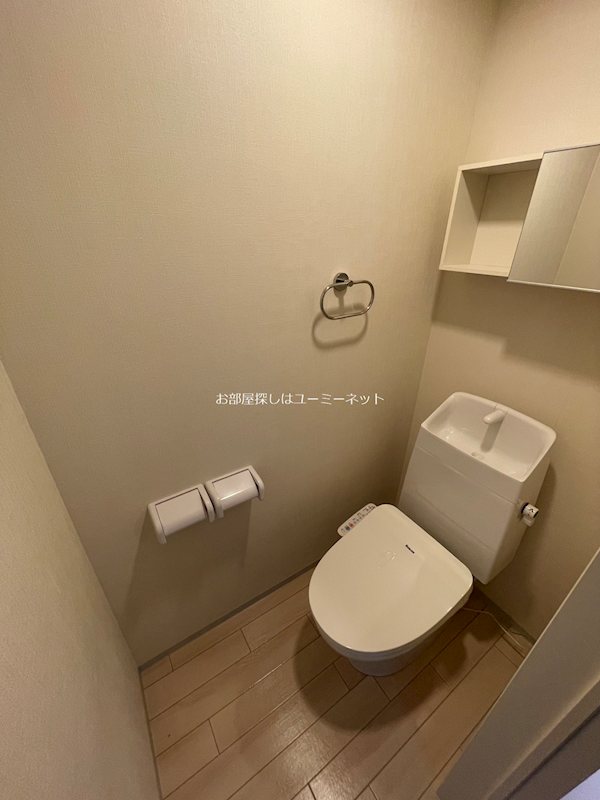 ＪＲ日豊本線 鹿児島駅 徒歩77分 2階建 築1年のトイレ写真