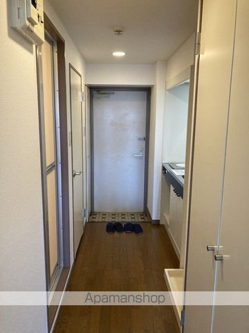 西鉄天神大牟田線 西鉄平尾駅 徒歩2分 9階建 築31年の玄関写真