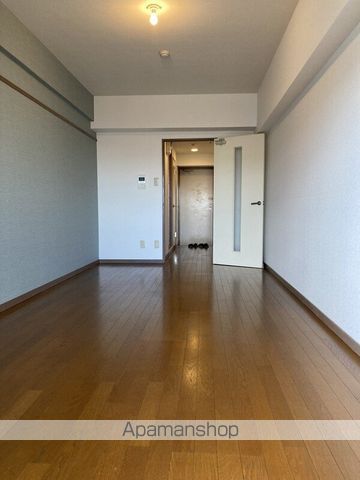西鉄天神大牟田線 西鉄平尾駅 徒歩2分 9階建 築31年の居間写真