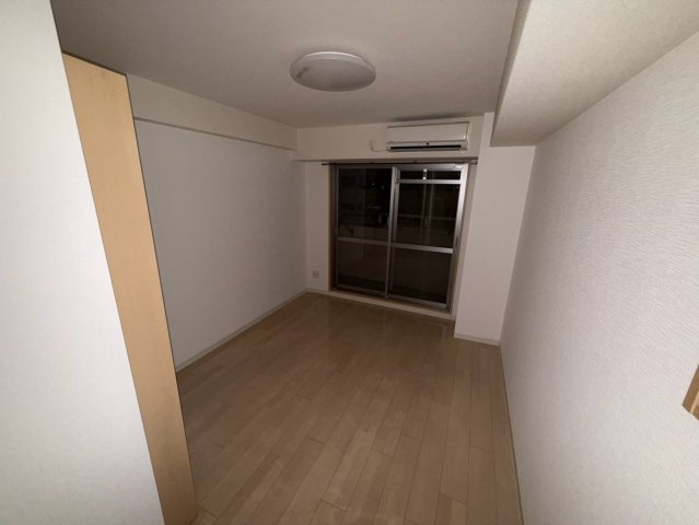 ルミエール瓦屋町の居間写真