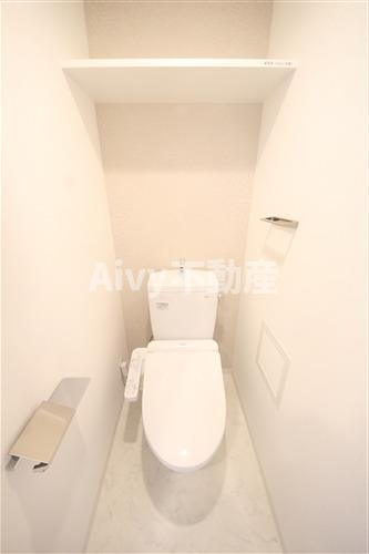 地下鉄谷町線 南森町駅 徒歩4分 11階建 築5年のトイレ写真