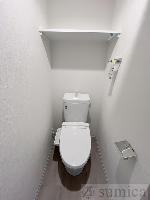トイレ　同メーカー施工の参考写真です