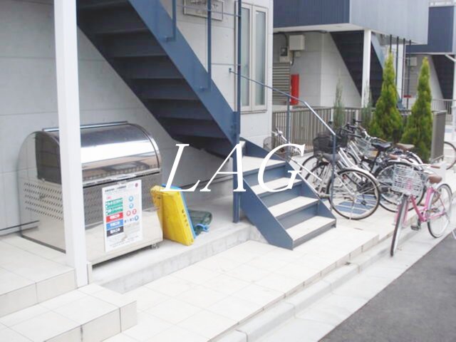 その他共有部分　駐輪場になります。