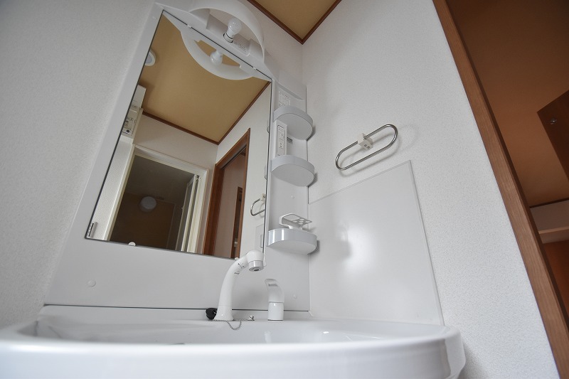 洗面設備　参考写真になります。現況を優先致します。