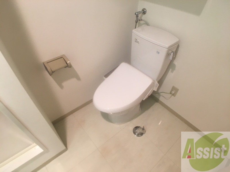 トイレ　トイレです。ウォシュレット付を探している方、おすすめです。