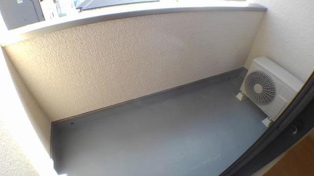 バルコニー　広々としたバルコニーです