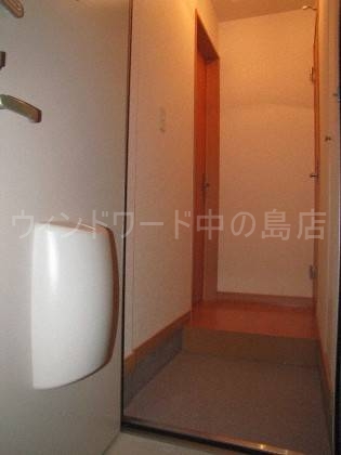 玄関　詳細は、ウィンドワード中の島店までご相談下さい。
