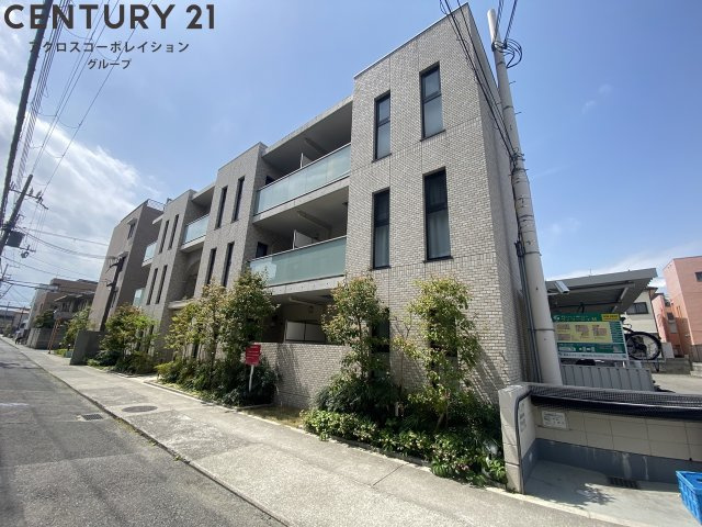 建物外観　オートロック付きで安心です！