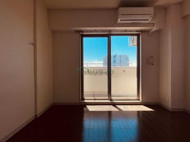 アーバイル三軒茶屋の居間写真
