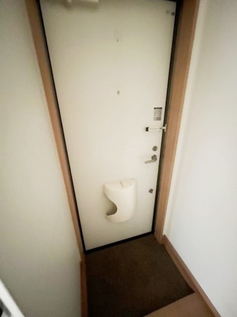 玄関　別部屋同仕様タイプ