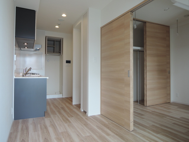 居室・リビング　★キレイなお部屋です★