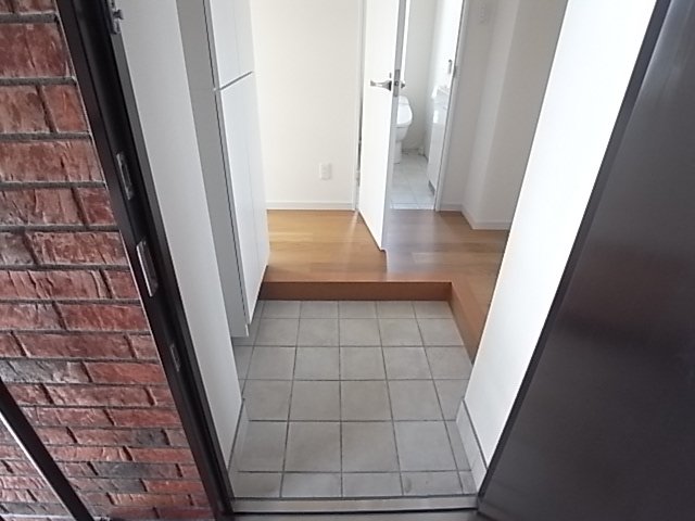 コモドココ芦屋の玄関写真