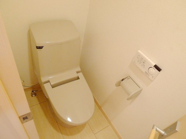 メゾン・ボナールのトイレ写真