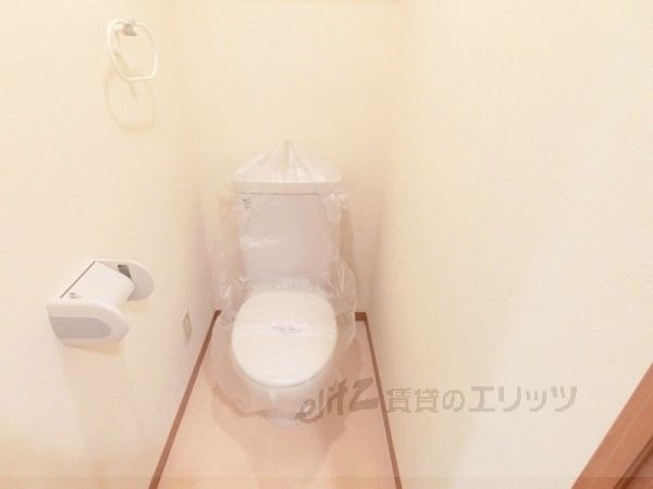 シャンピアコート茨木のトイレ写真