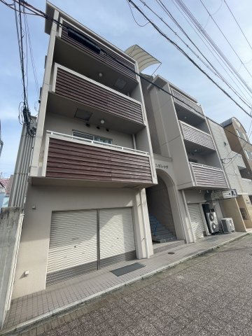 地下鉄西神・山手線 湊川公園駅 徒歩5分 築31年