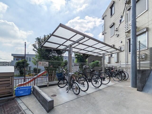 ロビー　駐輪場