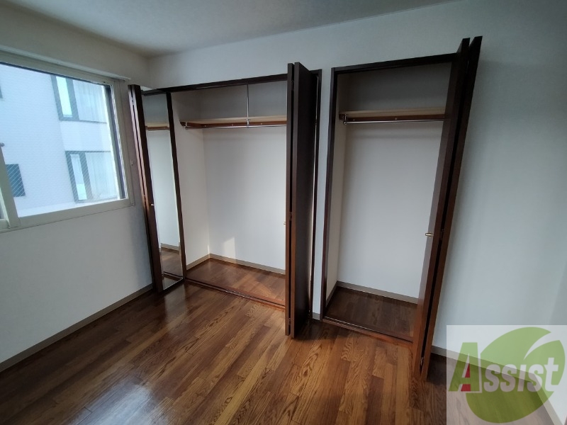 収納　収納もバッチリあるのでお部屋が片付きますよ！