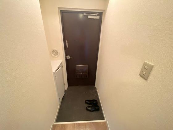 玄関　※別部屋の写真です
