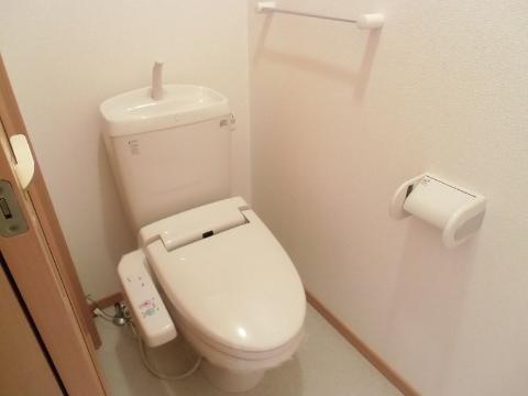 トイレ　シャワー付トイレ