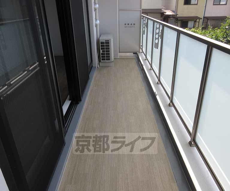 バルコニー　広々としたバルコニーです！