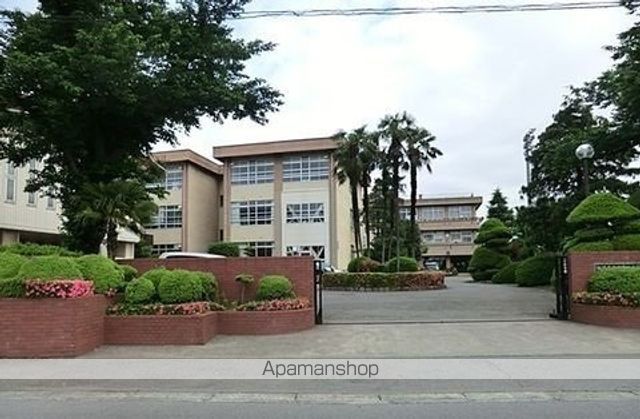 中学校　大沢中学校（中学校）まで450m