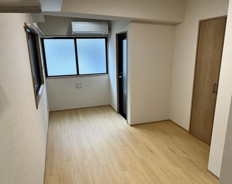 ＪＲ中央線 高円寺駅 徒歩2分 7階建 築42年の居間写真